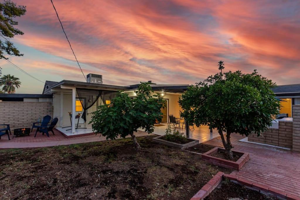 New Midtown Modern Studio With Backyard Phoenix Exterior foto