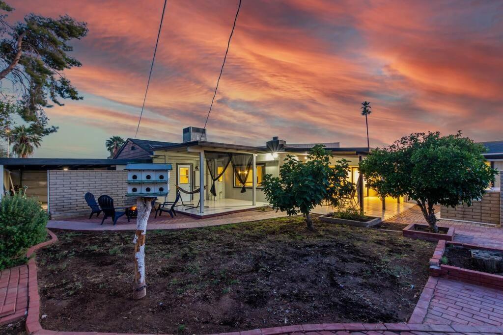 New Midtown Modern Studio With Backyard Phoenix Exterior foto