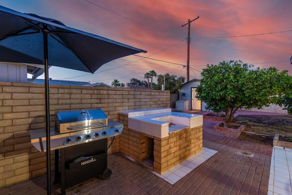 New Midtown Modern Studio With Backyard Phoenix Exterior foto