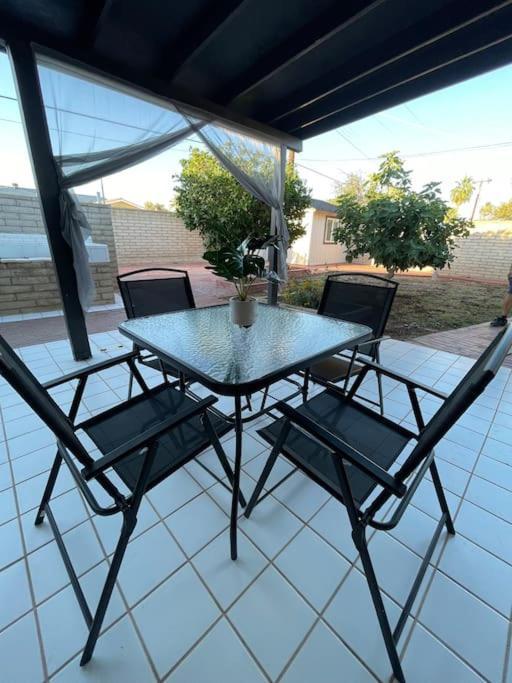 New Midtown Modern Studio With Backyard Phoenix Exterior foto