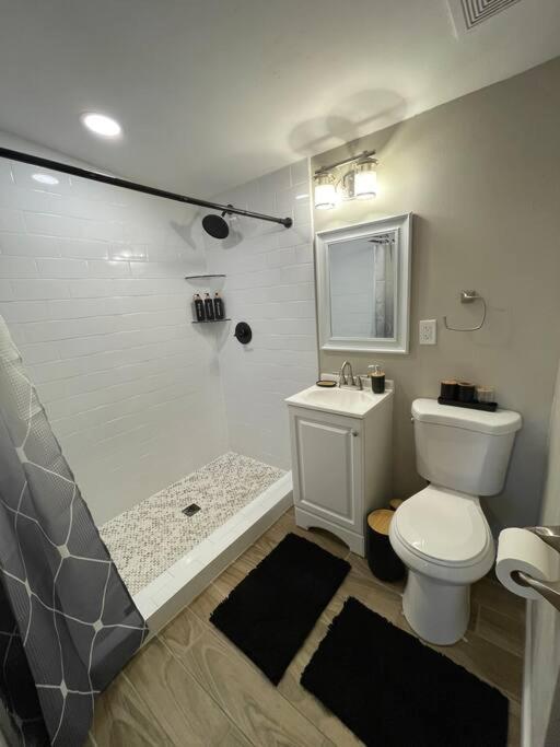 New Midtown Modern Studio With Backyard Phoenix Exterior foto